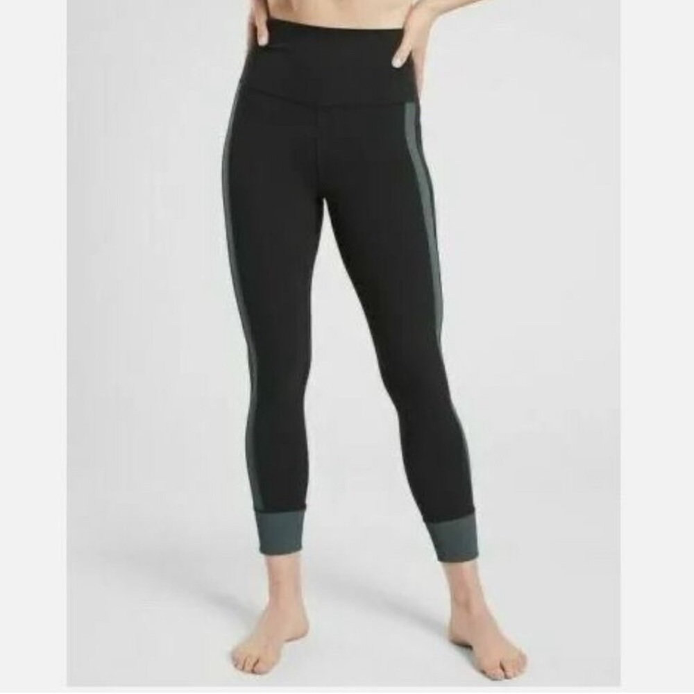 ATHLETA Elation Rib Trim 7/8 Tight, Black Anthracite Grey Side Stripe Sz M